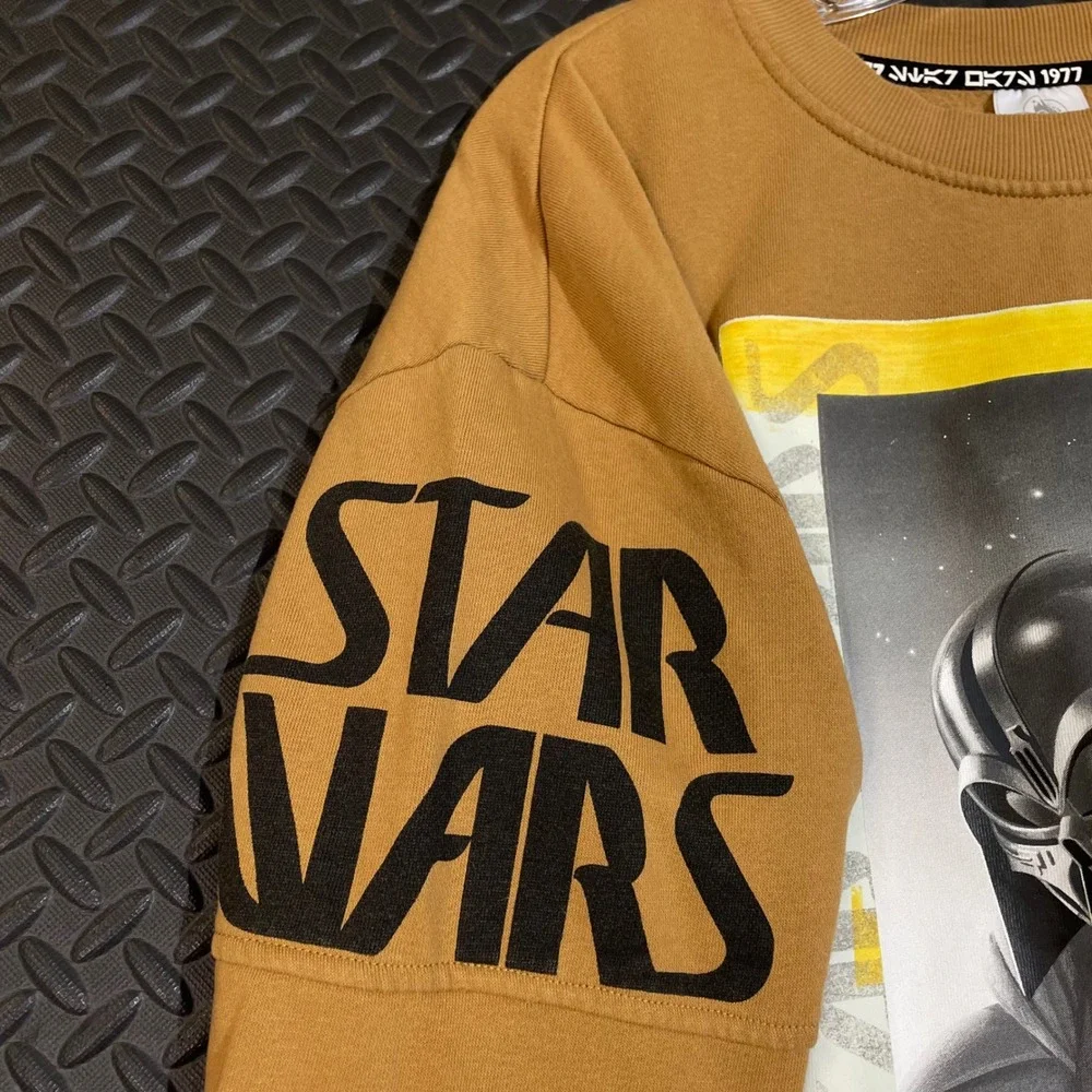 Disney Parks Star Wars Galaxy's Edge Darth Vader Sweatshirt Tan/Brown Men Medium